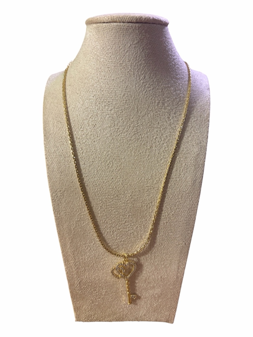 14 k Gold  Plated Heart Key Pendant Necklace